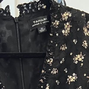 Size 14. By Tahari  NWT. Gorgeous Fall Dress